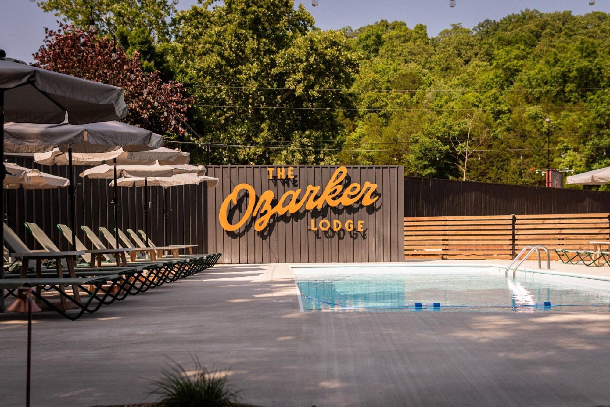 The Ozarker Lodge Брэнсон Экстерьер фото