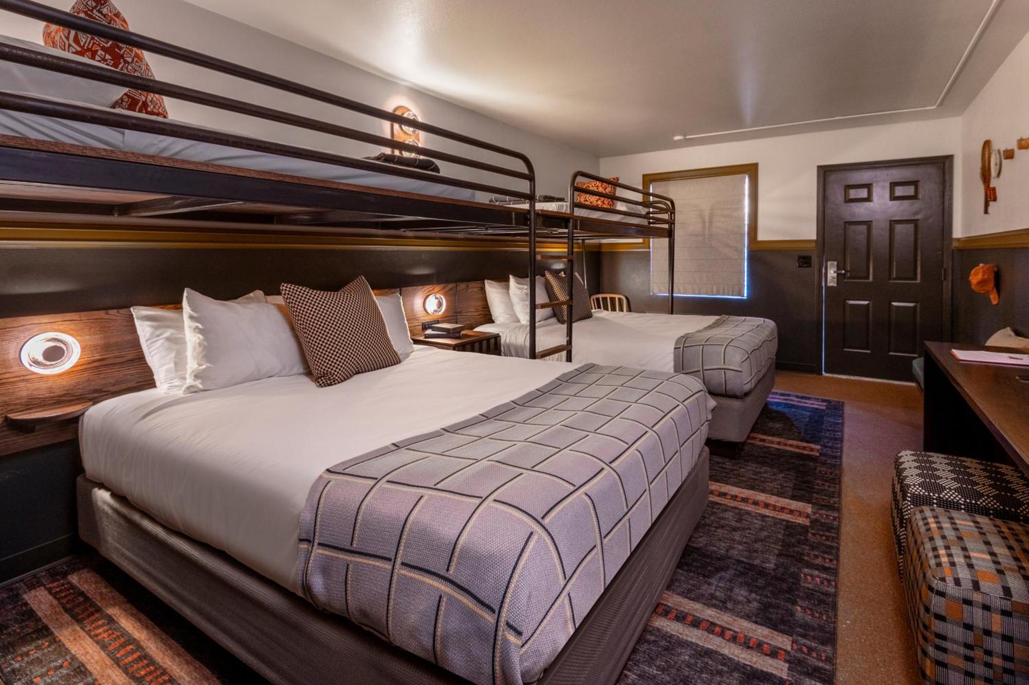 The Ozarker Lodge Брэнсон Экстерьер фото